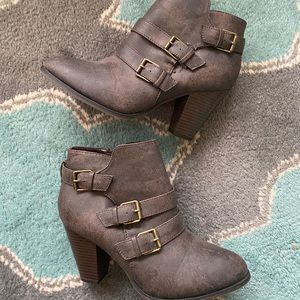 FOREVER Ankle Booties Brown Faux Leather Brass 8.5 Western Boho VGUC